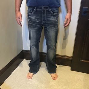 Buckle salvage jeans